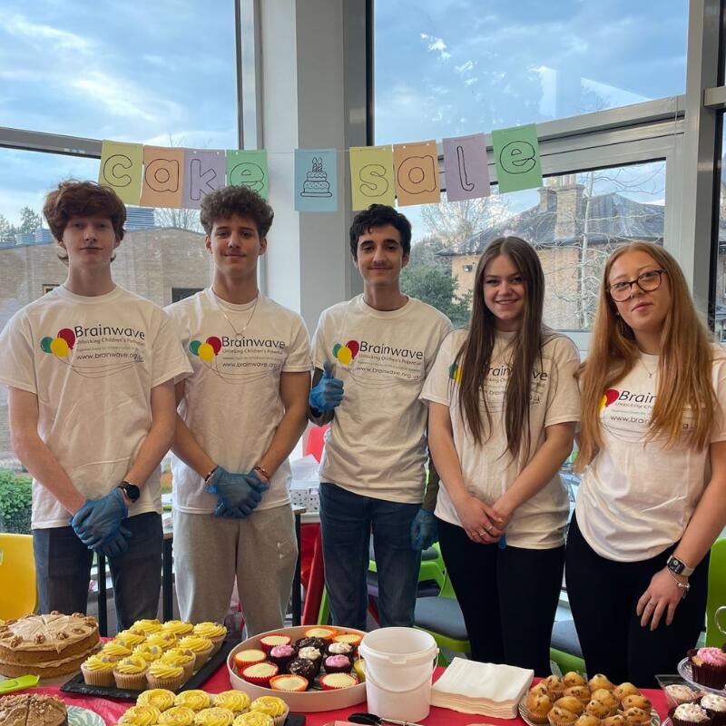 Business Marketing And Management (5) Students selling cakes