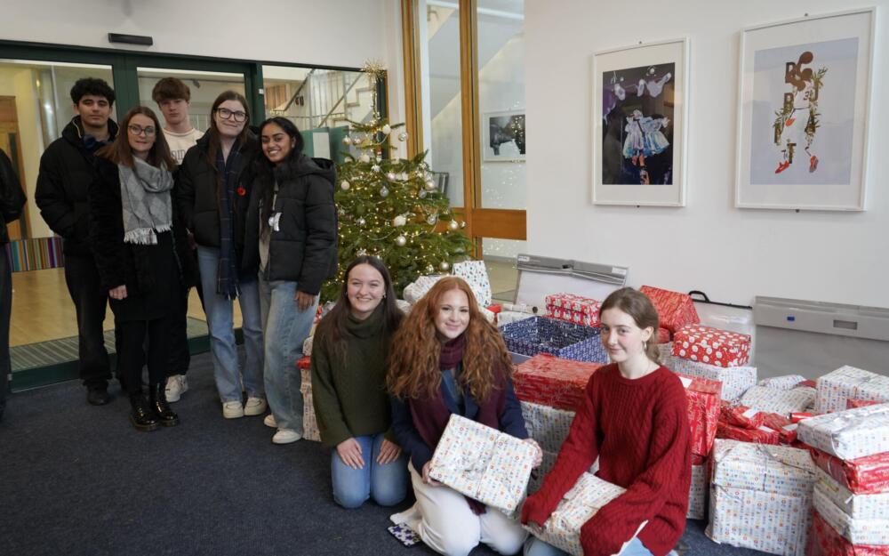 Richard Huish College students spread Christmas cheer with acts of kindness