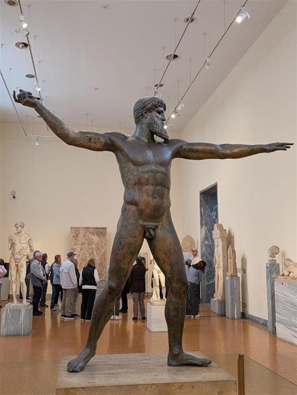 Statue of a man