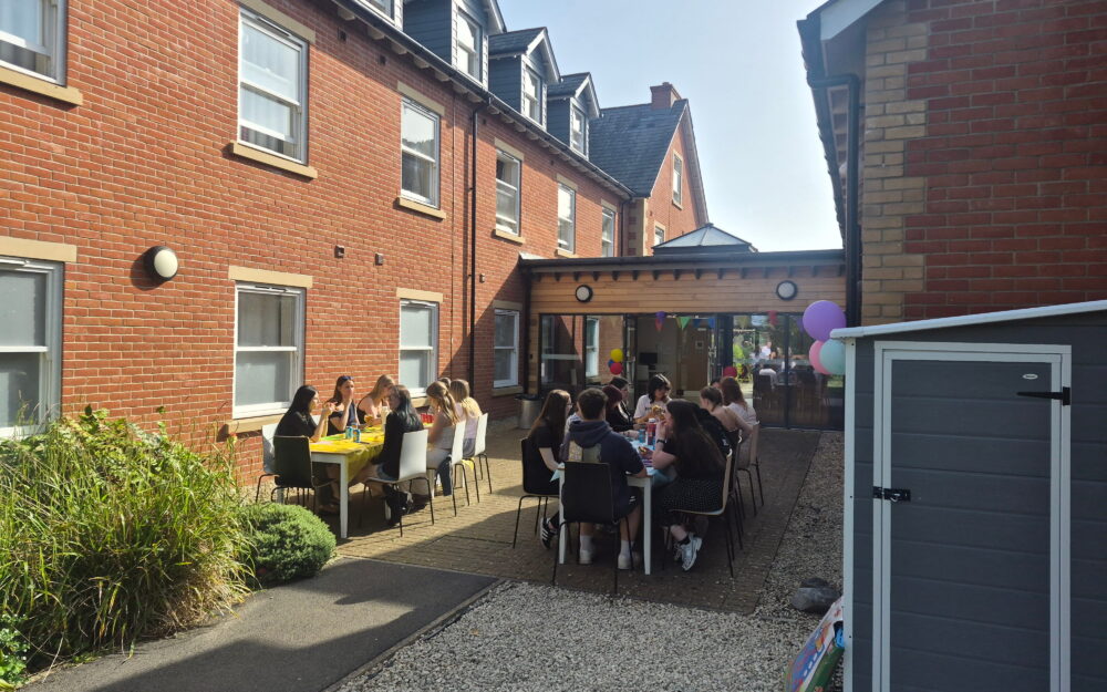 Oak House Hosts Memorable End-of-Year BBQ
